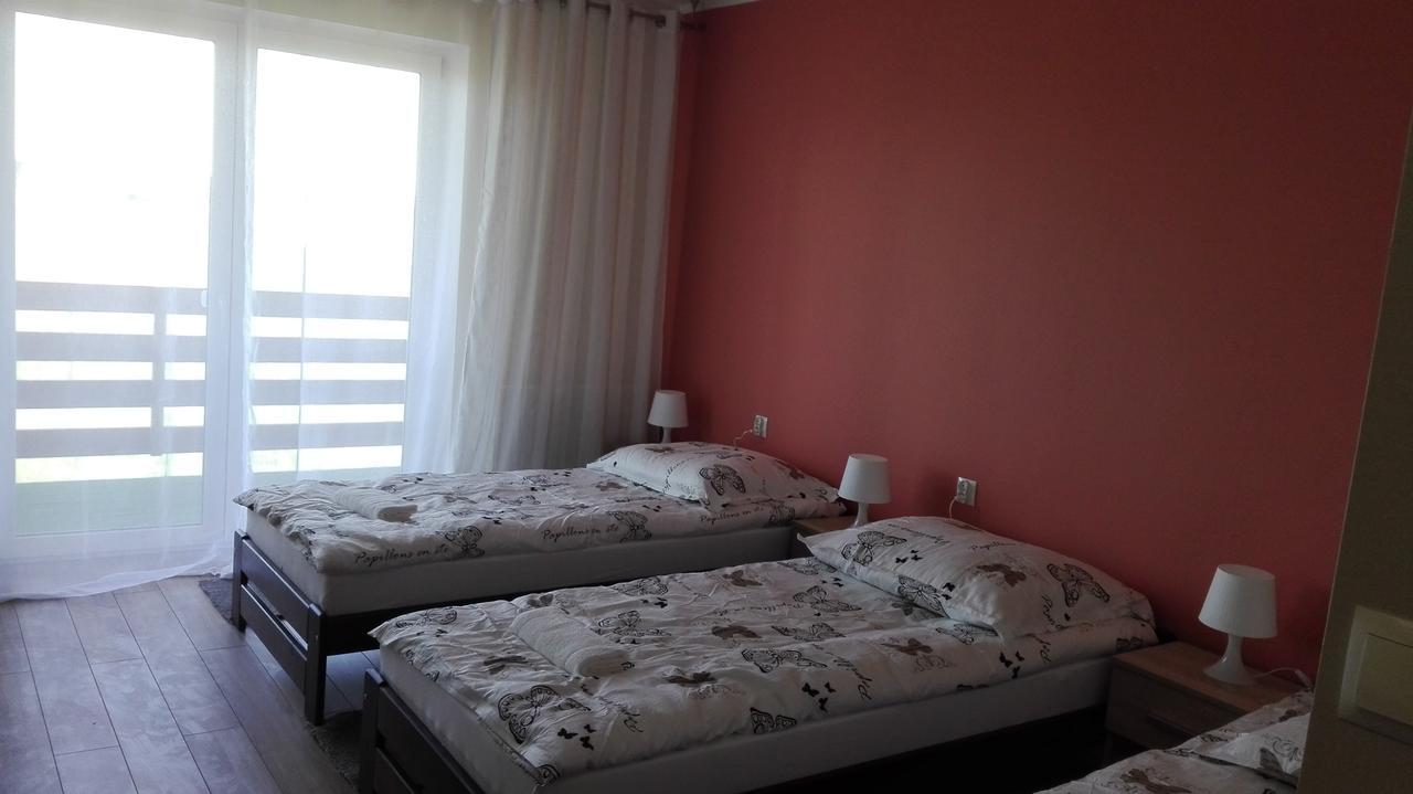 Falkowo Tropikalna Odnowa Bed & Breakfast エクステリア 写真